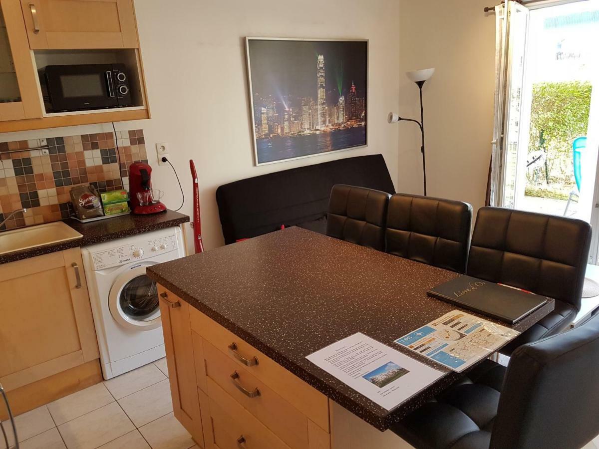 Appartement Avec Rez De Jardin A Disneyland Montévrain Eksteriør billede