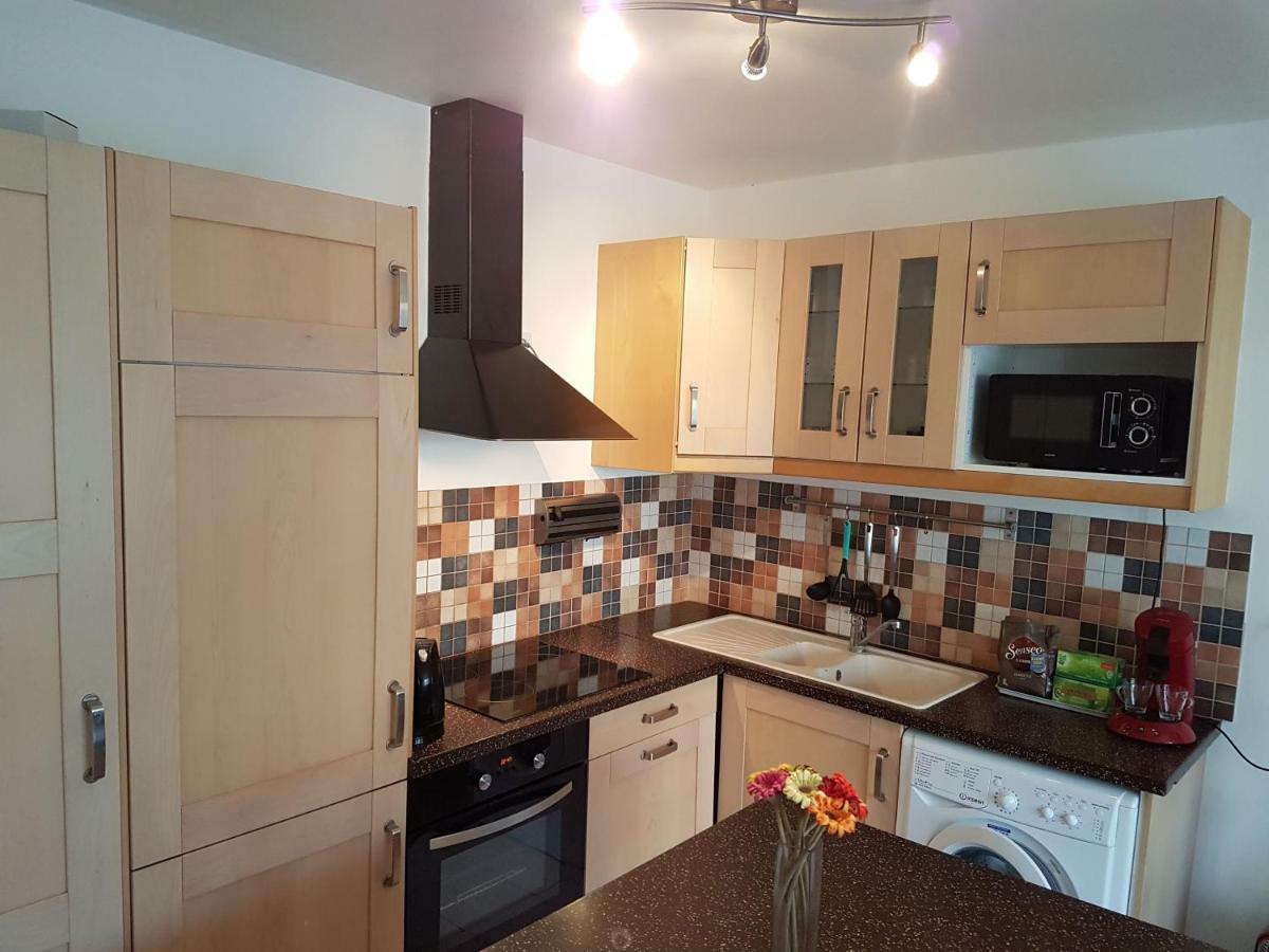 Appartement Avec Rez De Jardin A Disneyland Montévrain Eksteriør billede