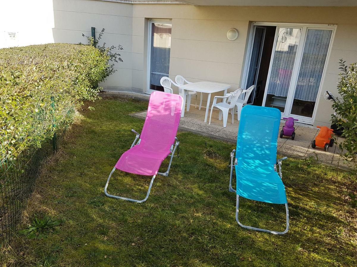Appartement Avec Rez De Jardin A Disneyland Montévrain Eksteriør billede
