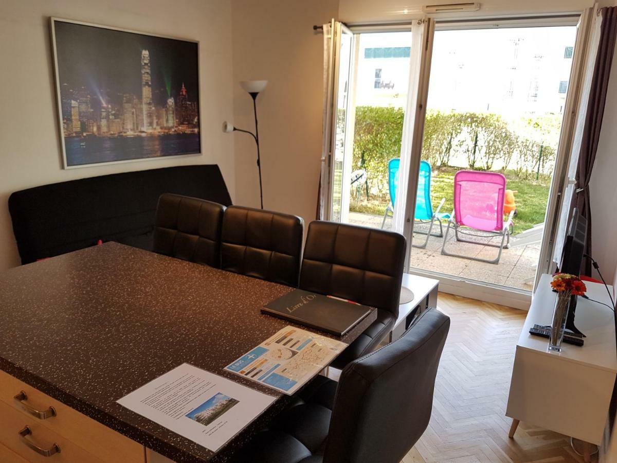 Appartement Avec Rez De Jardin A Disneyland Montévrain Eksteriør billede